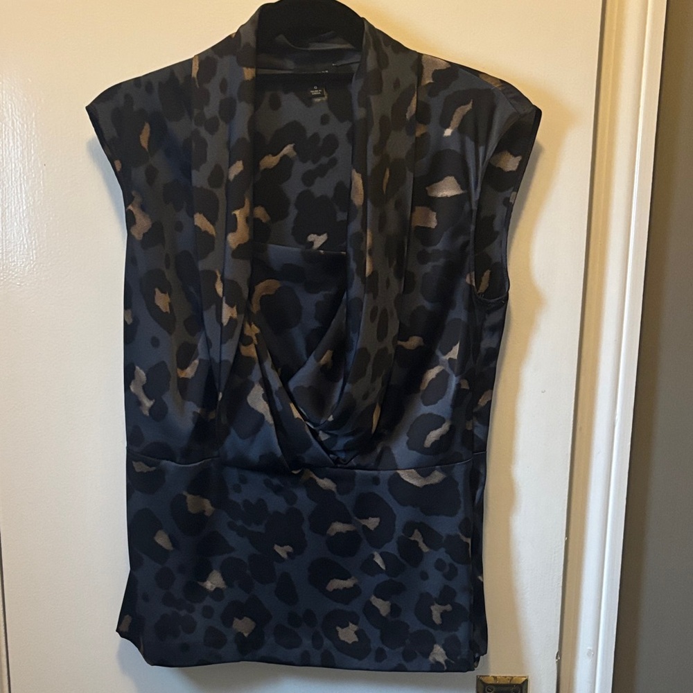 Ann Taylor Black and Brown Leopard Print Blouse size 6 perfect